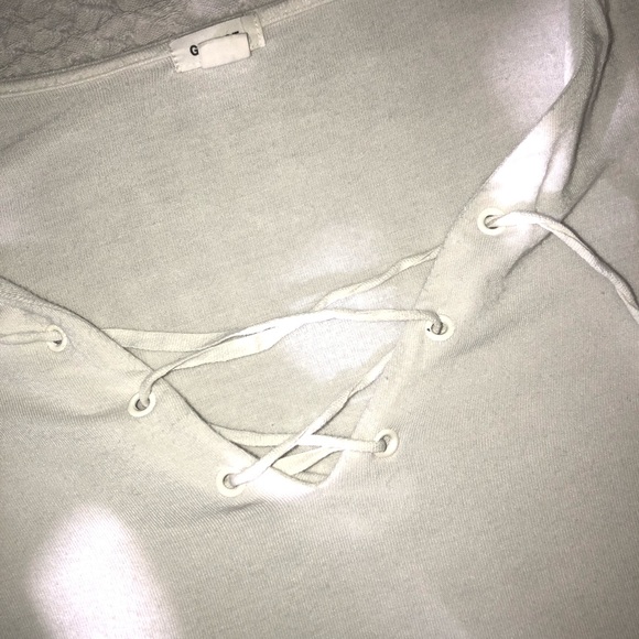 long sleeve top with cross cross neck - Picture 2 of 2